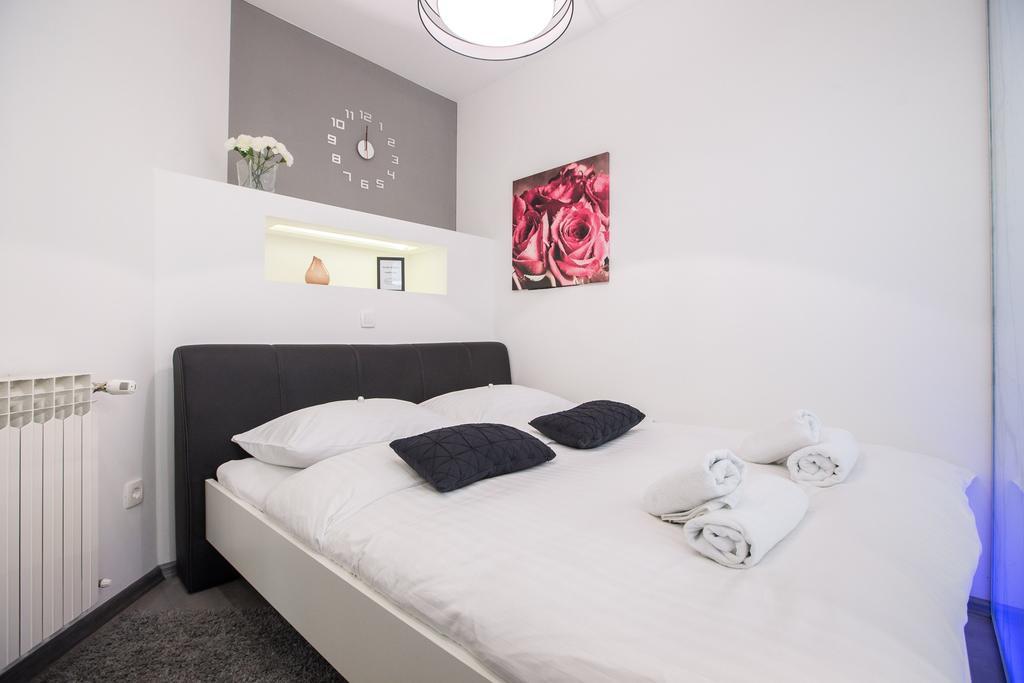 Friday Apartment *